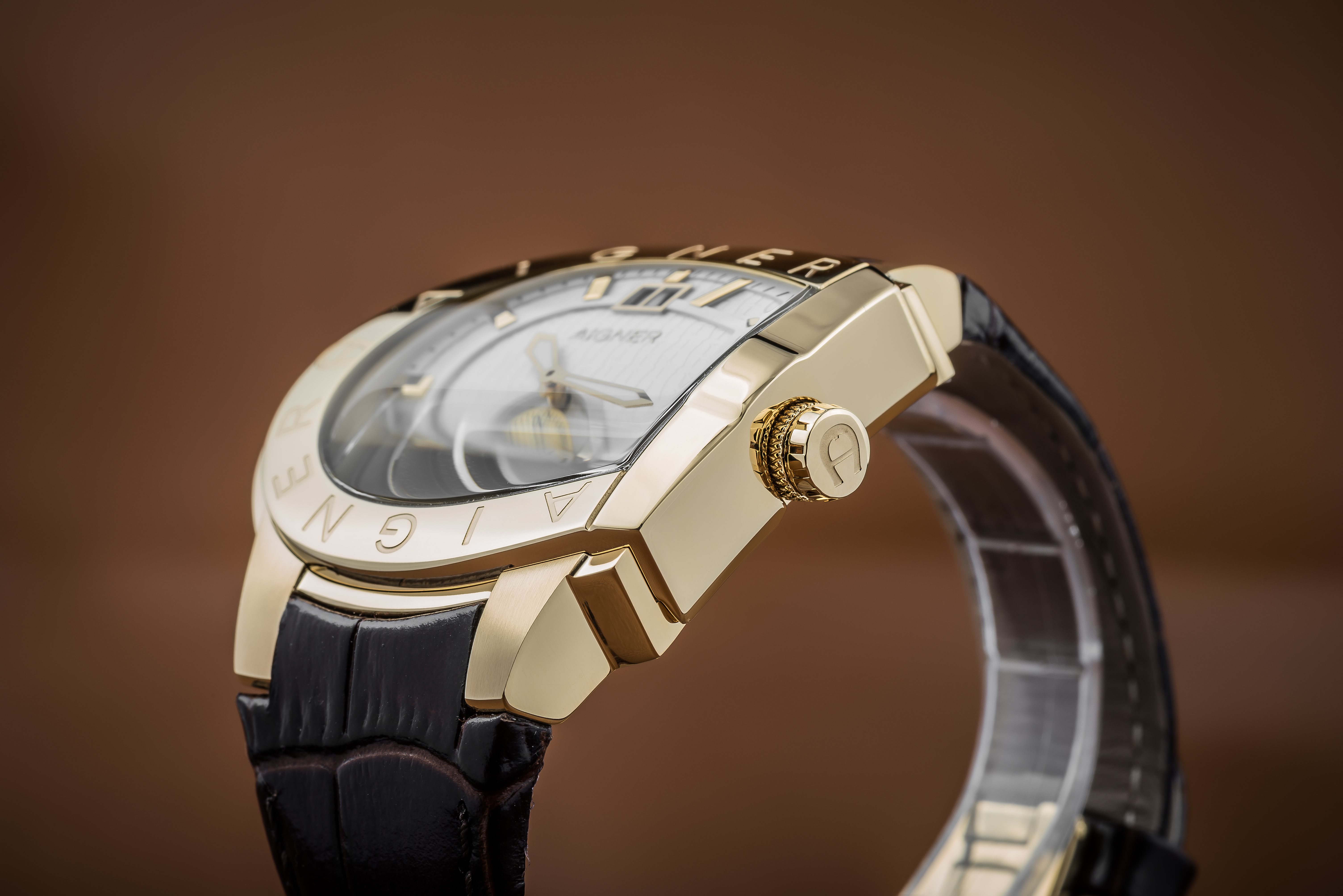 Aigner A15124 Men White Dial Dark Brown Leather Strap Machtwatch
