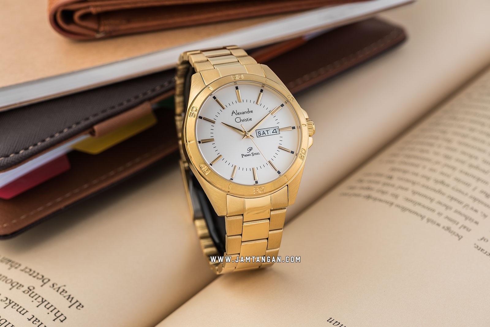 Alexandre Christie AC 1011 ME BGPSL Men Silver Dial Gold Stainless Steel Strap Machtwatch