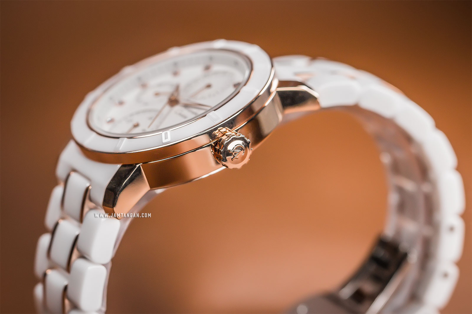 Alexandre Christie AC 6292 BF BRGSL Ladies White Dial Dual Tone Stainless Steel With Ceramic Strap Machtwatch