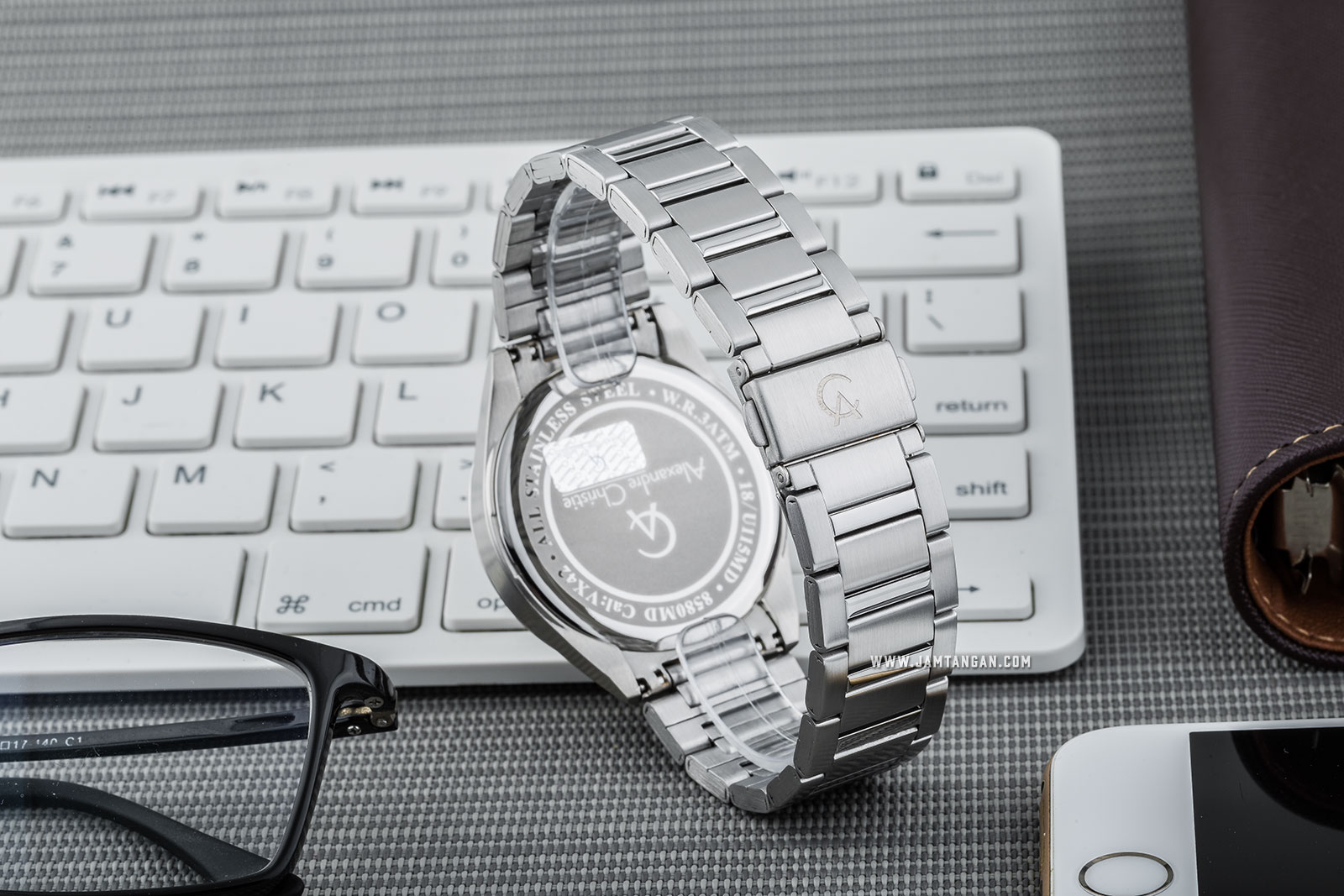 Alexandre Christie AC 8580 MD BSSSL Classic Steel Man White Dial Stainless Steel Machtwatch