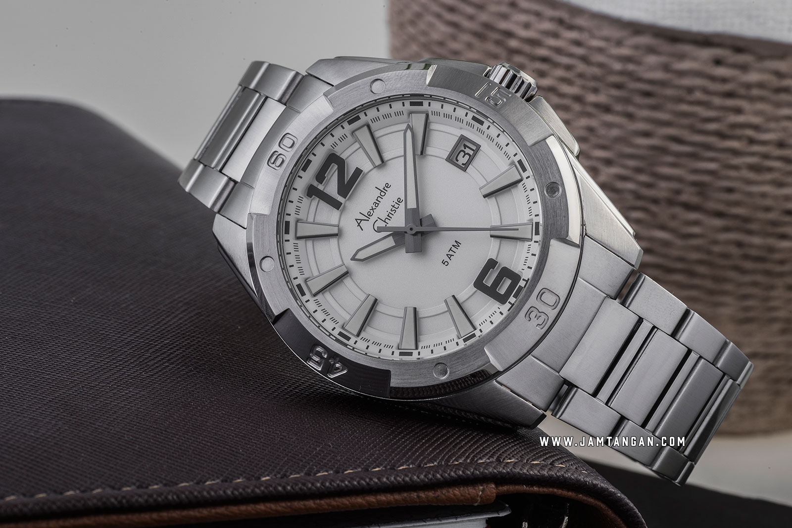 Alexandre Christie AC 8608 MD BSSSL Silver Dial Stainless Steel Strap Machtwatch