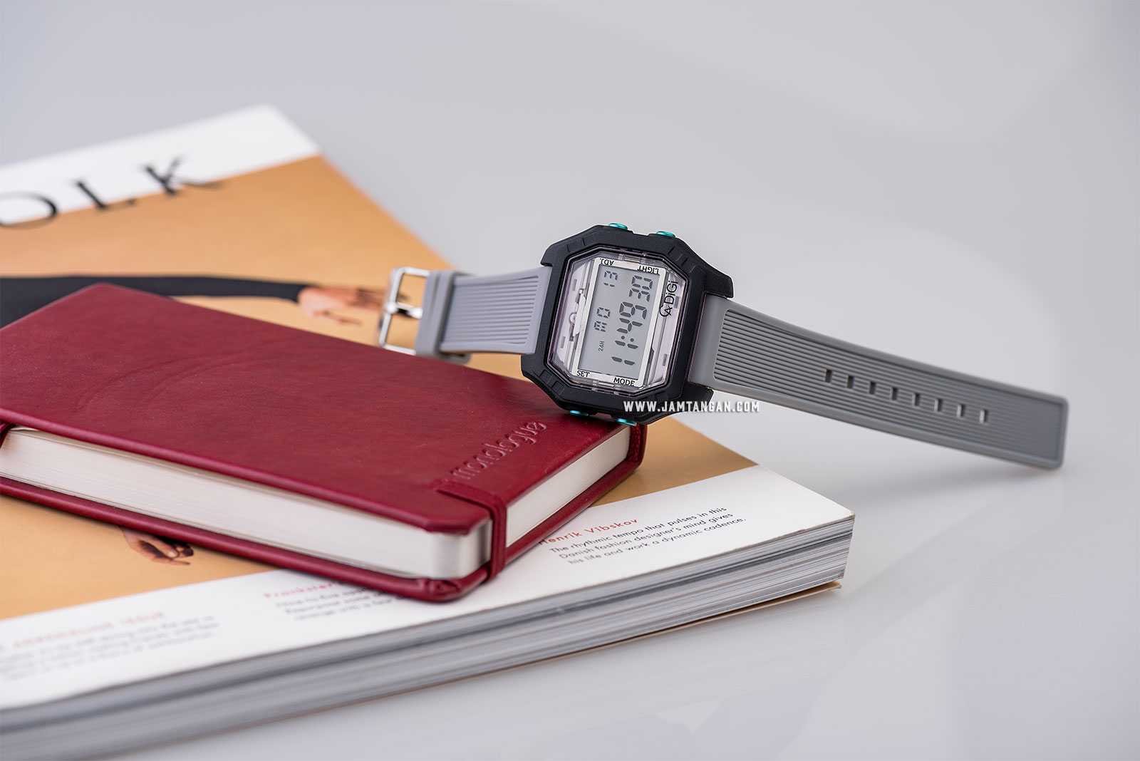 Alexandre Christie AC 9224 ME RIESL Digital Dial Grey Rubber Strap Machtwatch