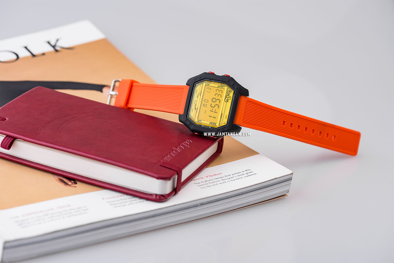 Alexandre Christie AC 9224 ME RIUSLOR Digital Dial Orange Rubber Strap Machtwatch