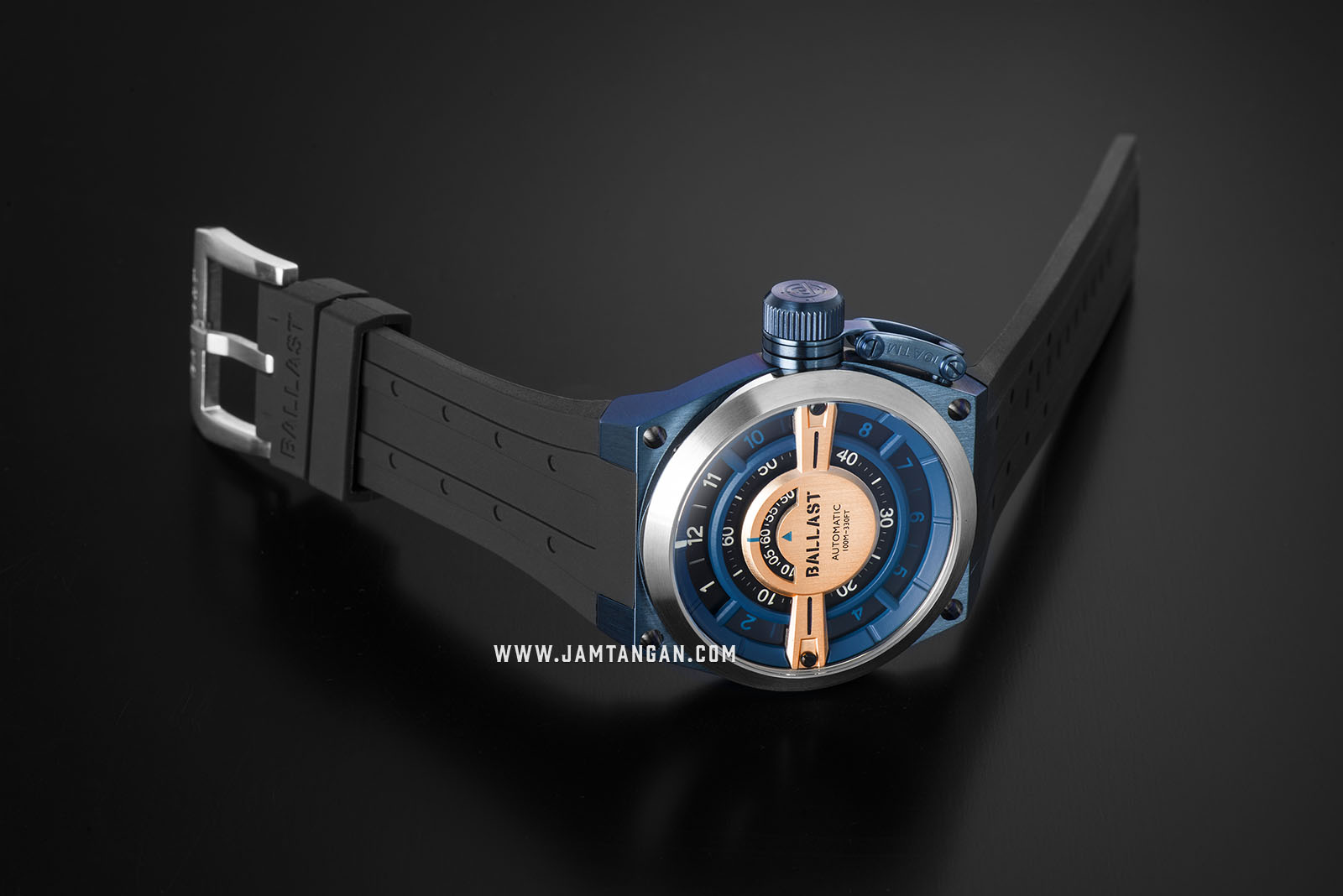Ballast BL-3141-04 Valiant Gauge Automatic Black Dial Black Rubber Strap Machtwatch