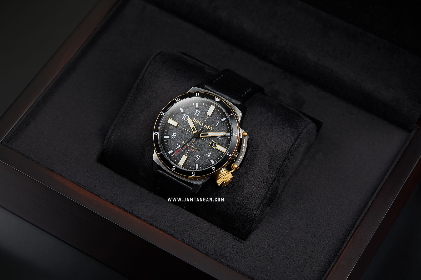 Ballast BL-3142-04 Trafalgar Dual Time Automatic Men Black Dial Black Leather Strap Machtwatch