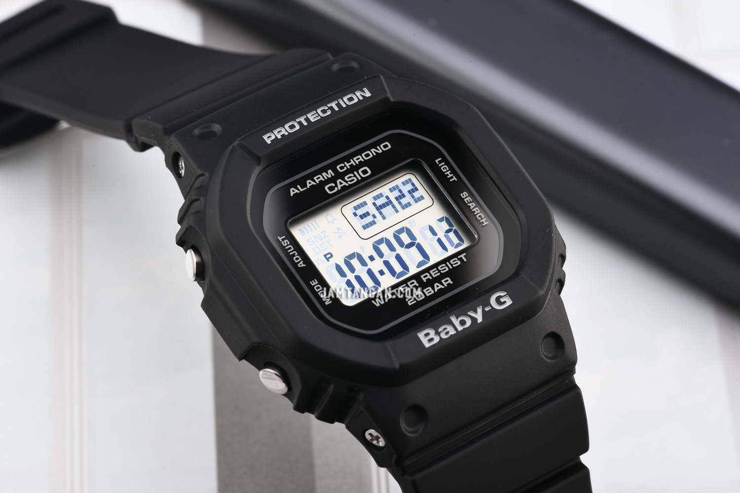 Casio Baby-G BGD-560-1DR Standard Digital Black Resin Band | Jamtangan.com