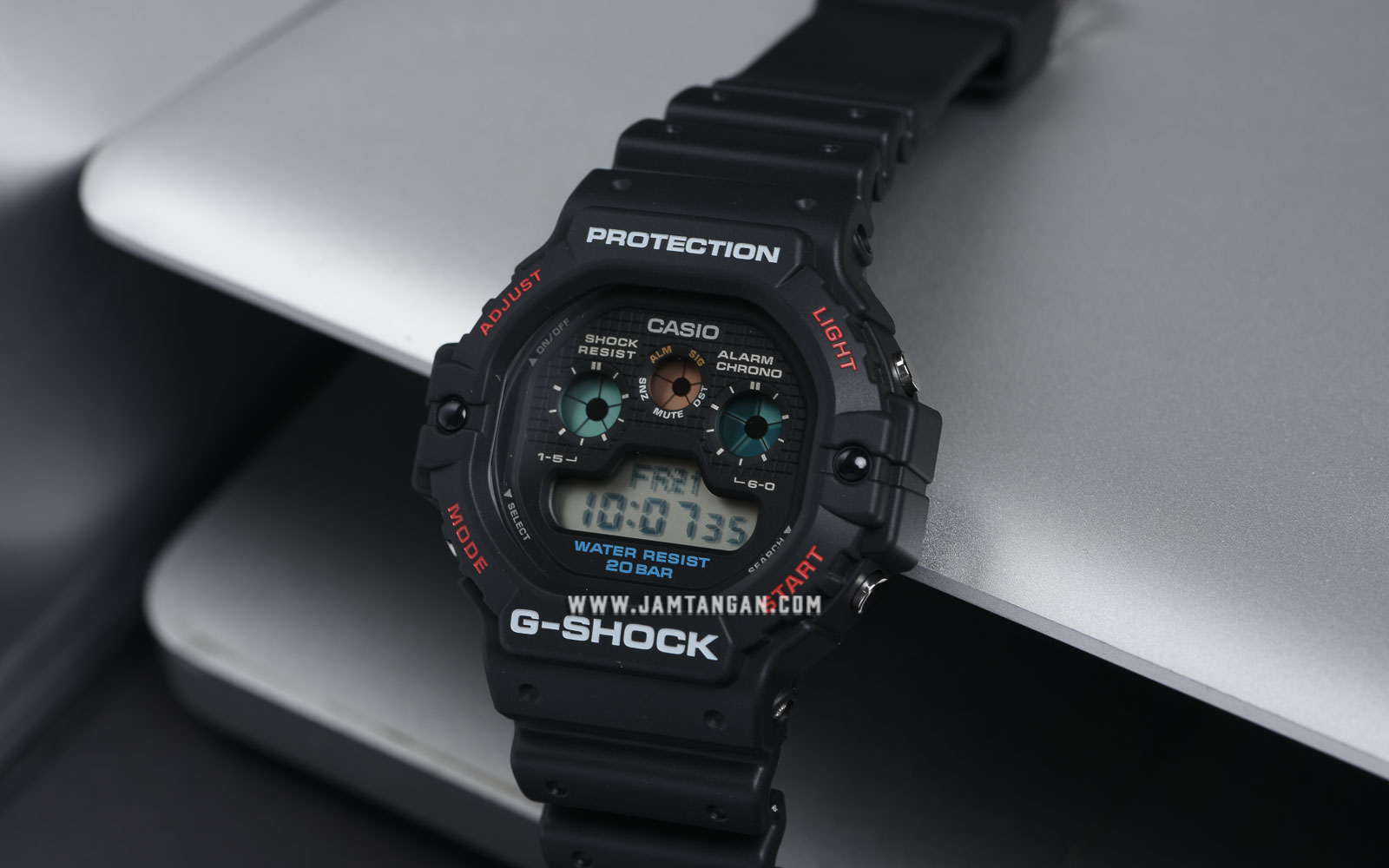Casio G-Shock DW-5900-1DR Digital Dial Black Resin Strap Machtwatch