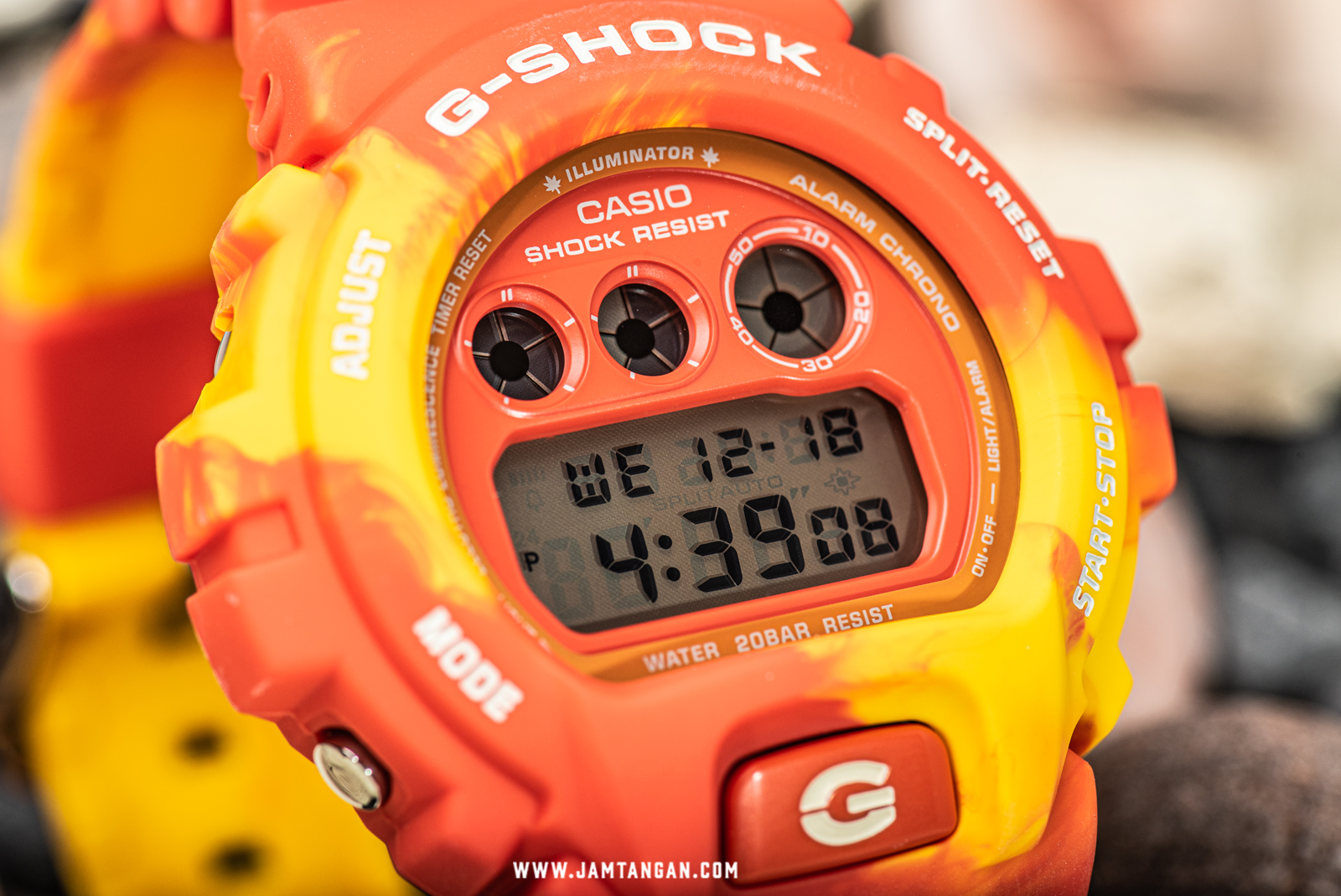 Casio G-Shock DW-6900TAL-4JR Kyo Momiji Colour Autumn Series Digital Dial Dual Tone Resin Strap Machtwatch
