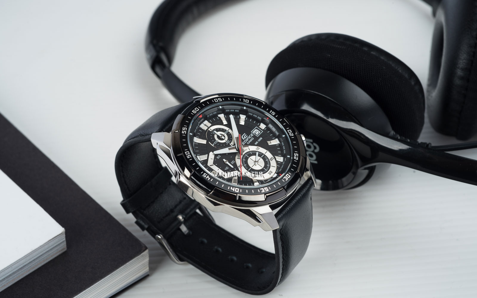 Casio Edifice EFR-539L-1AVUDF Machtwatch