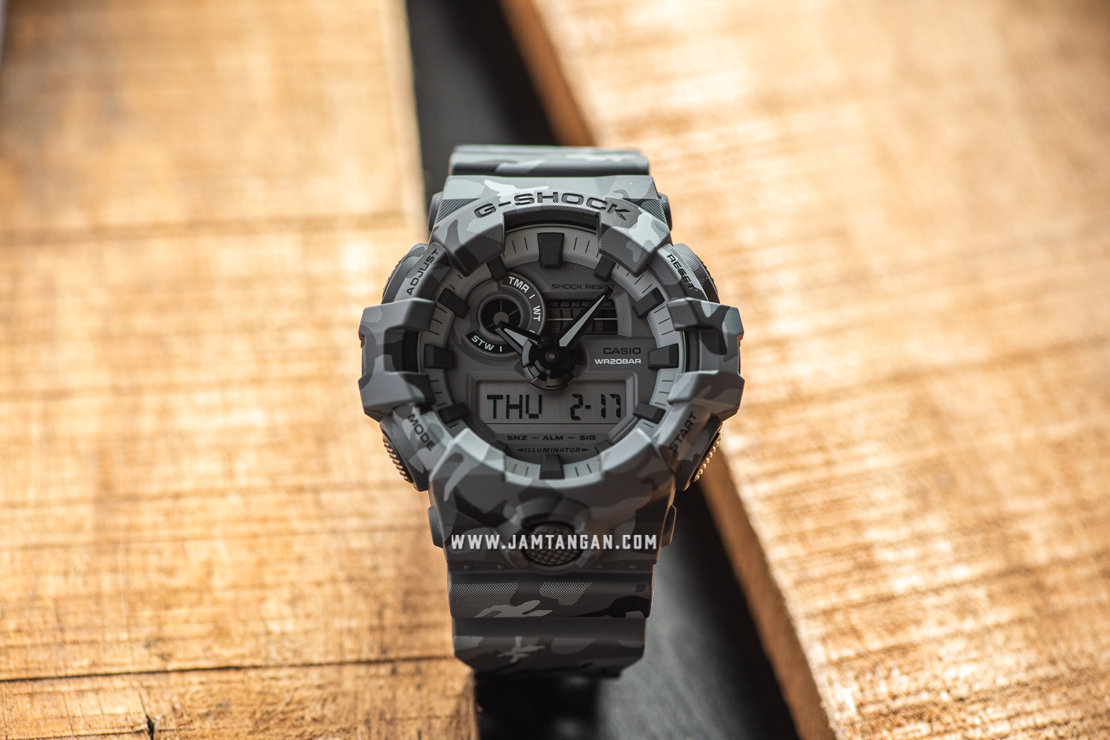 Casio G-Shock GA-700CM-8ADR Gray Woodland Camouflage Shock Resistant Resin Band Machtwatch