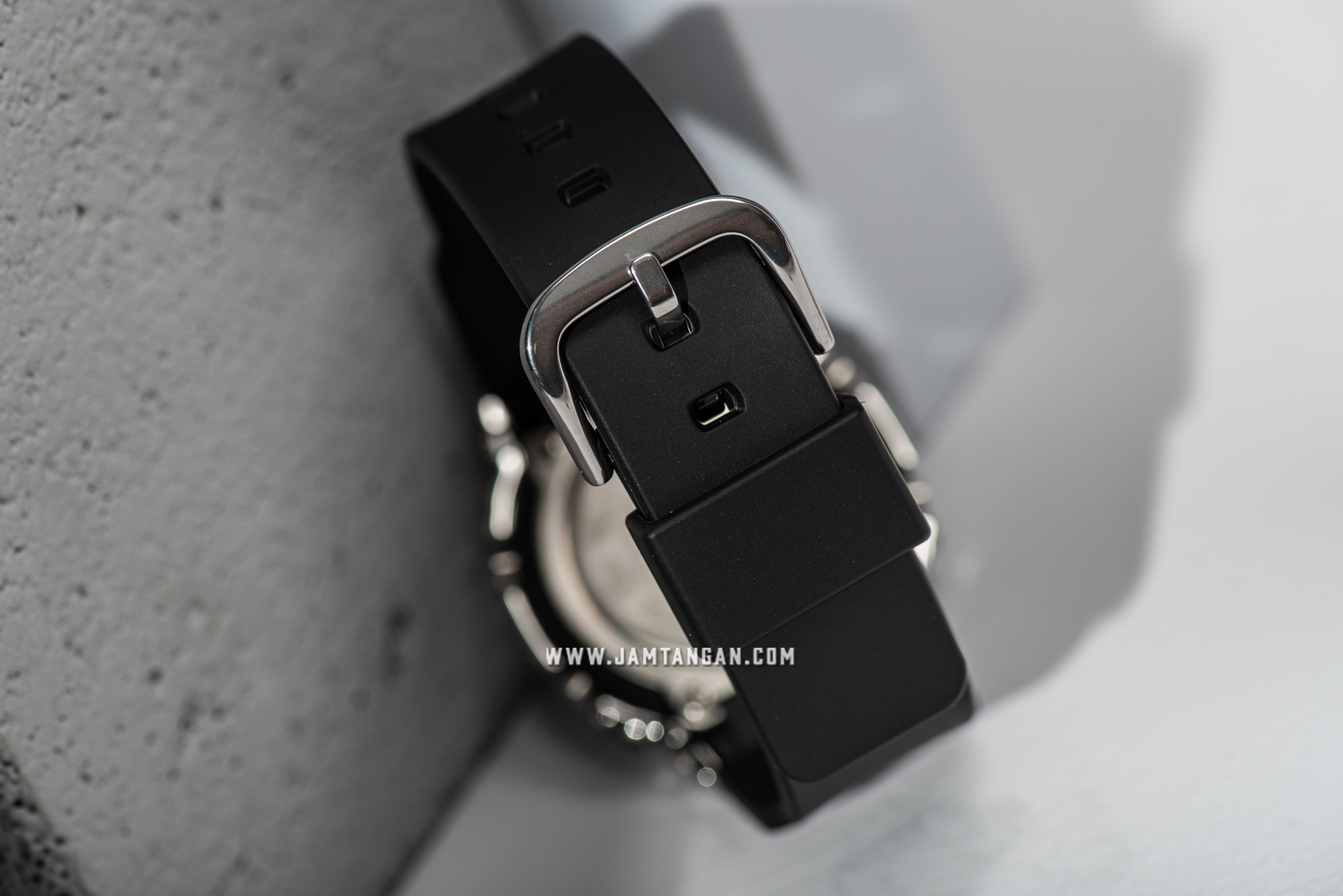 Casio G-Shock GM-S5600-1DR Ladies Digital Dial Black Resin Strap |  Jamtangan.com