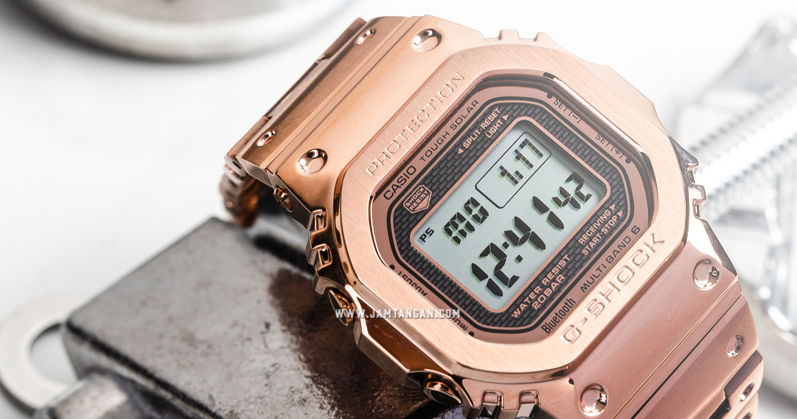 Casio G-Shock GMW-B5000GD-4DR Square 