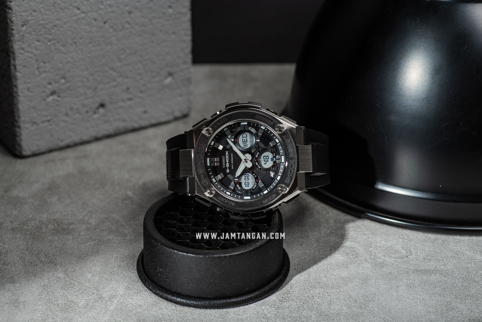 Casio G-Shock G-Steel GST-S110-1ADR 