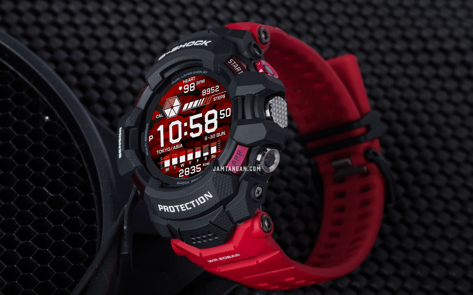 Casio Gshock GSquad Pro GSWH10001A4DR Smartwatch Black Digital Dial Black Resin Band