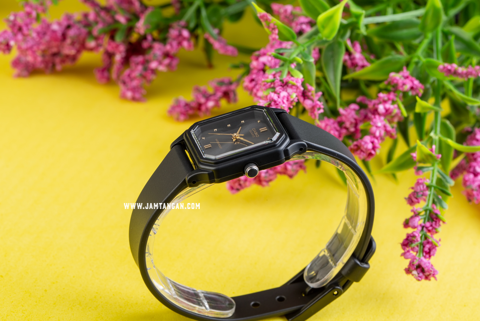 Casio LQ-142E-1ADF - Quartz - Rubber Band Machtwatch