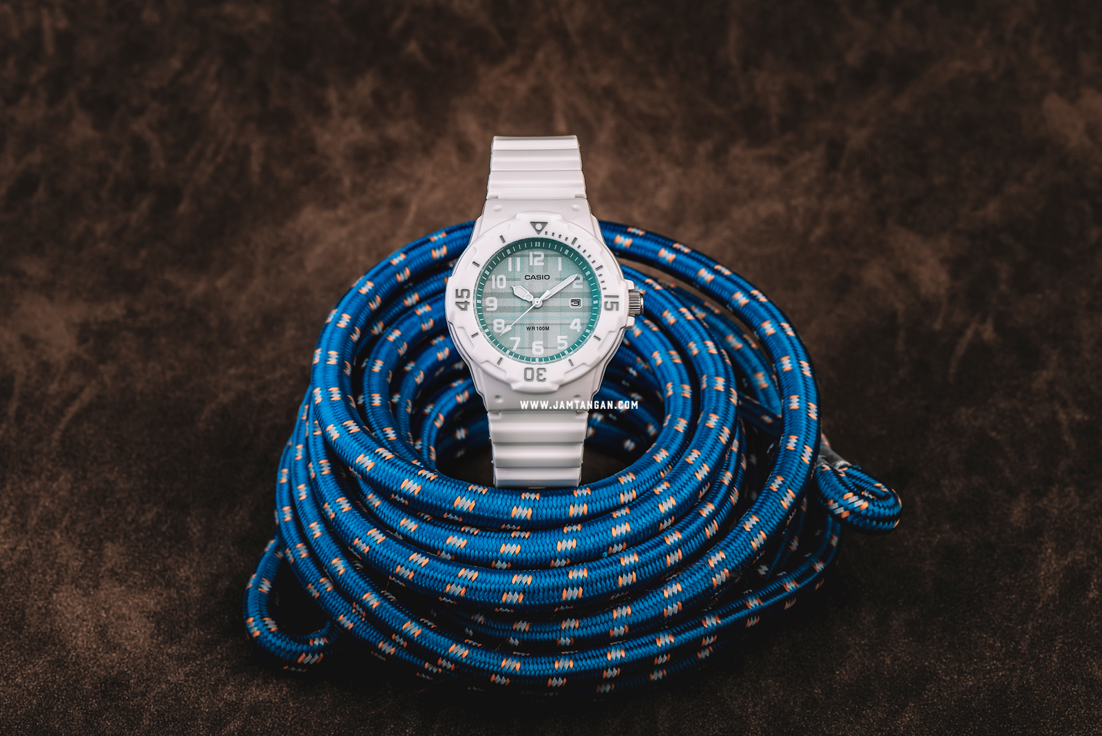 Casio LRW-200H-3CVDF Ladies Analog Green Dial White Resin Strap Machtwatch