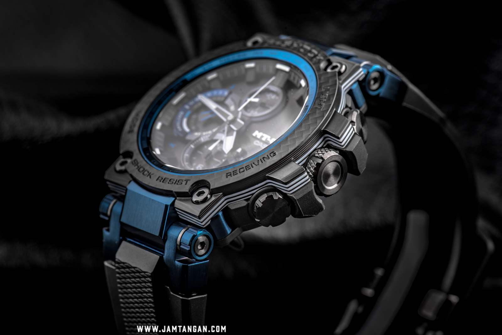 Casio G-Shock MTG-B1000XB-1AJF Tough Solar Black Dial Black Resin Strap Machtwatch