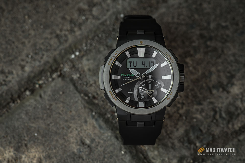 Casio Pro Trek PRW-7000-1BDR Tough Solar Wave Ceptor Smart Access 200M Machtwatch