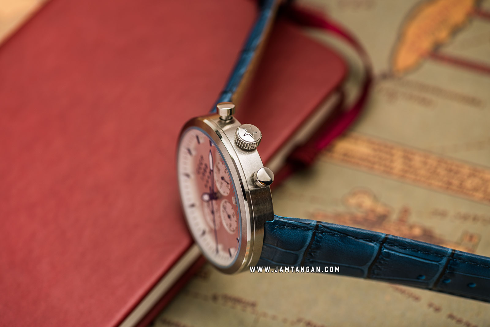 CCCP Kashalot Dress CP-7007-05 Chronograph Men Silver Dial Blue Leather Strap Machtwatch