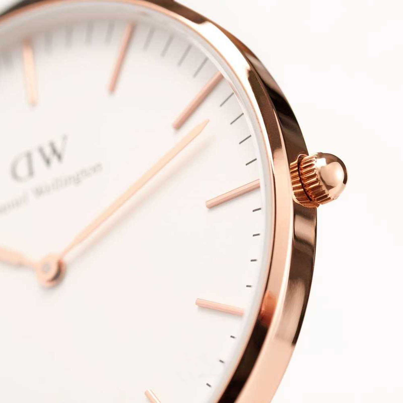 Daniel Wellington DW00100257 Classic Black Cornwall 40mm White Dial Black Nylon Strap Machtwatch