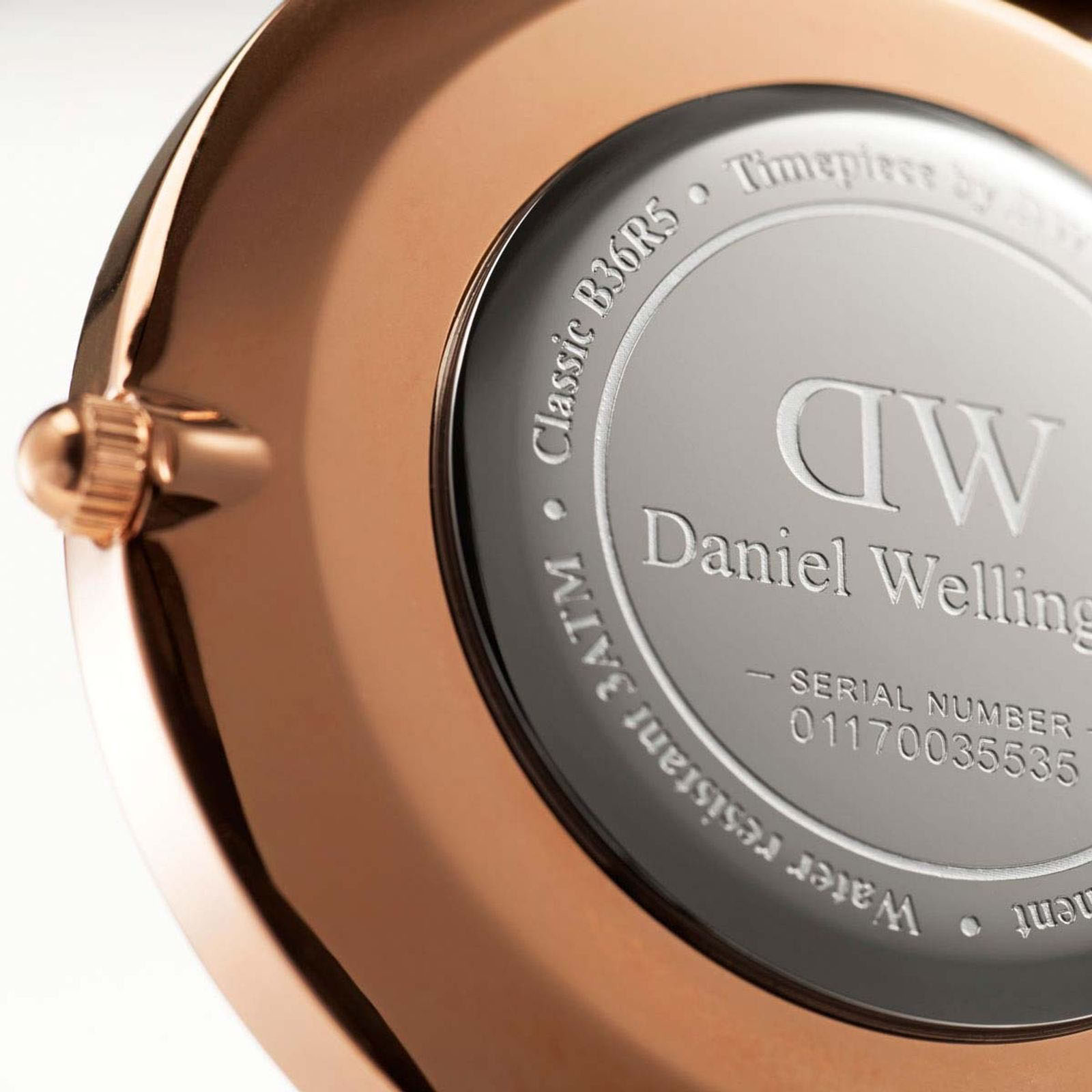 Daniel Wellington DW00100257 Classic Black Cornwall 40mm White Dial Black Nylon Strap Machtwatch