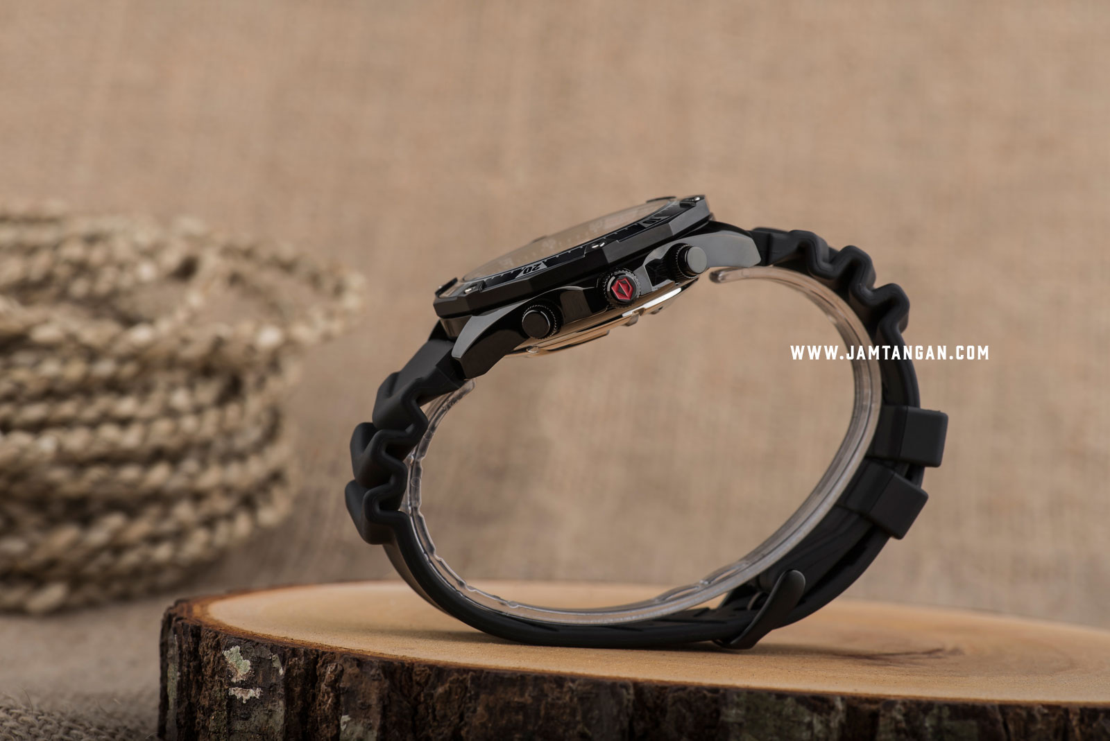 Expedition E 3007 MC RIPBA Chronograph Man Black Dial Black Resin Strap Machtwatch