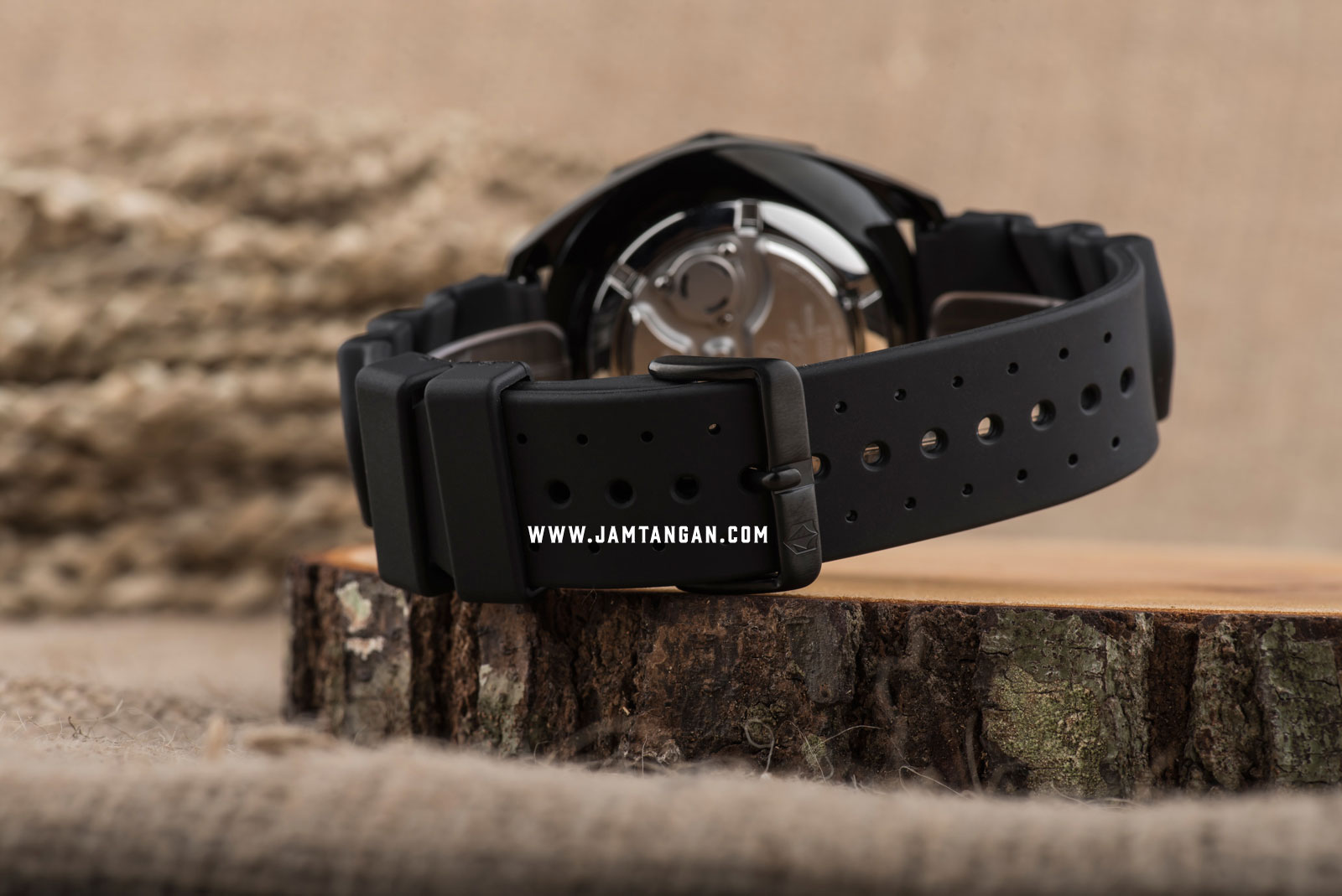 Expedition E 3007 MC RIPBA Chronograph Man Black Dial Black Resin Strap Machtwatch