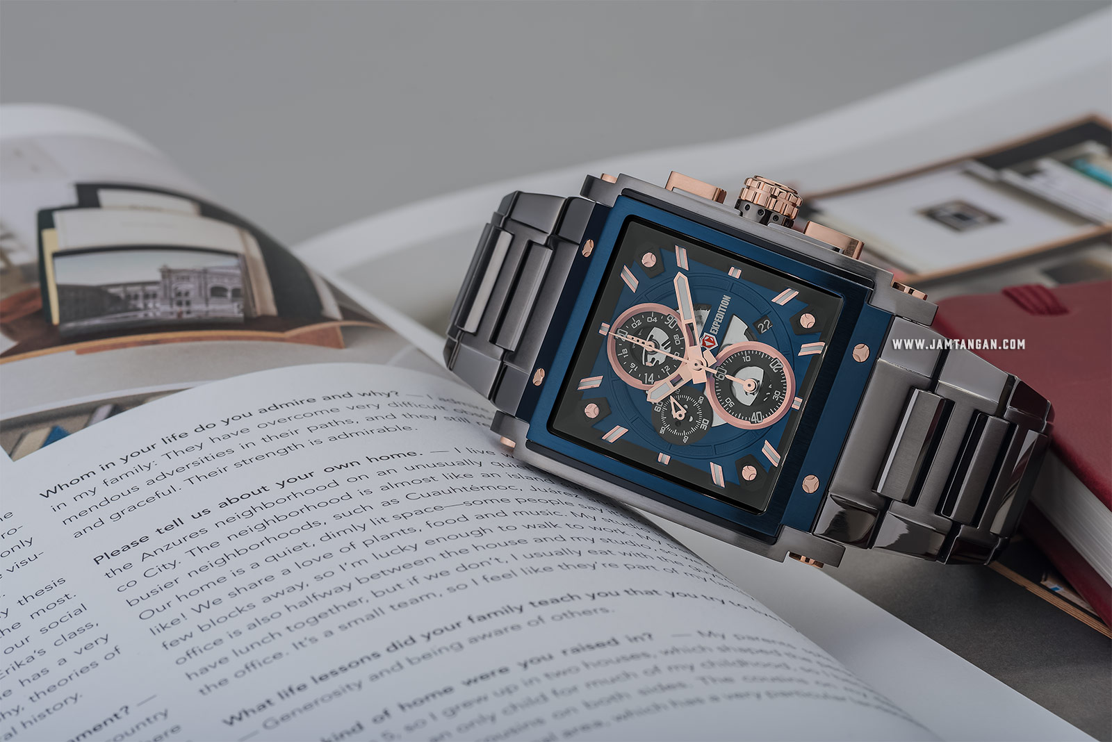 Expedition E 6731 MC BGUBU Chronograph Men Blue Dial Grey Stainless Steel Strap Machtwatch