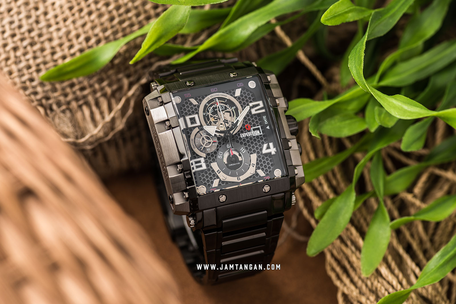 Expedition E 6757 MC BEPBA Chronograph Men Black Dial Black Stainless Steel Machtwatch