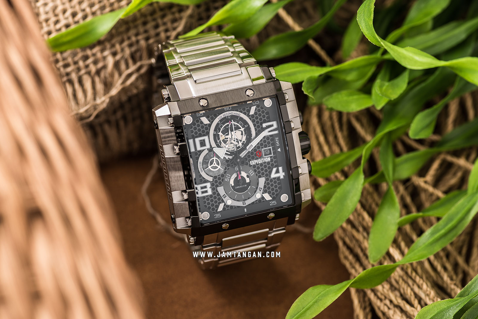 Expedition E 6757 MC BTBBA Chronograph Men Black Dial Stainless Steel Machtwatch