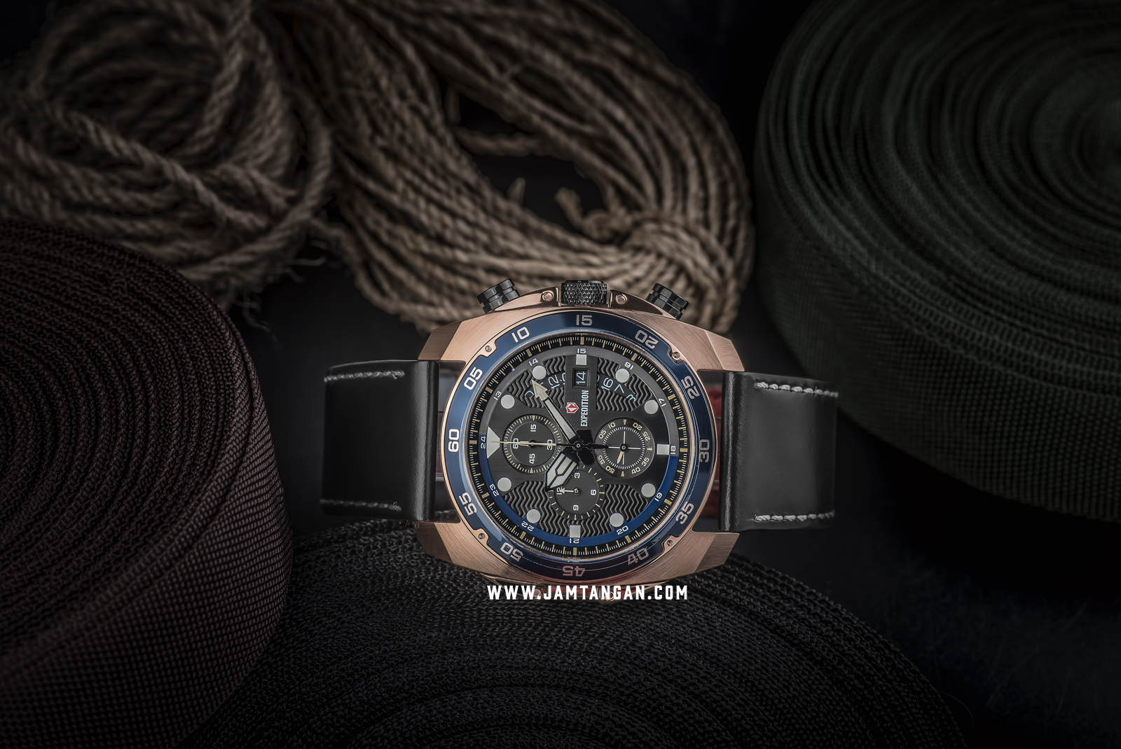 Expedition E 6762 MC LBRBA Chronograph Men Black Dial Black Leather Strap Machtwatch