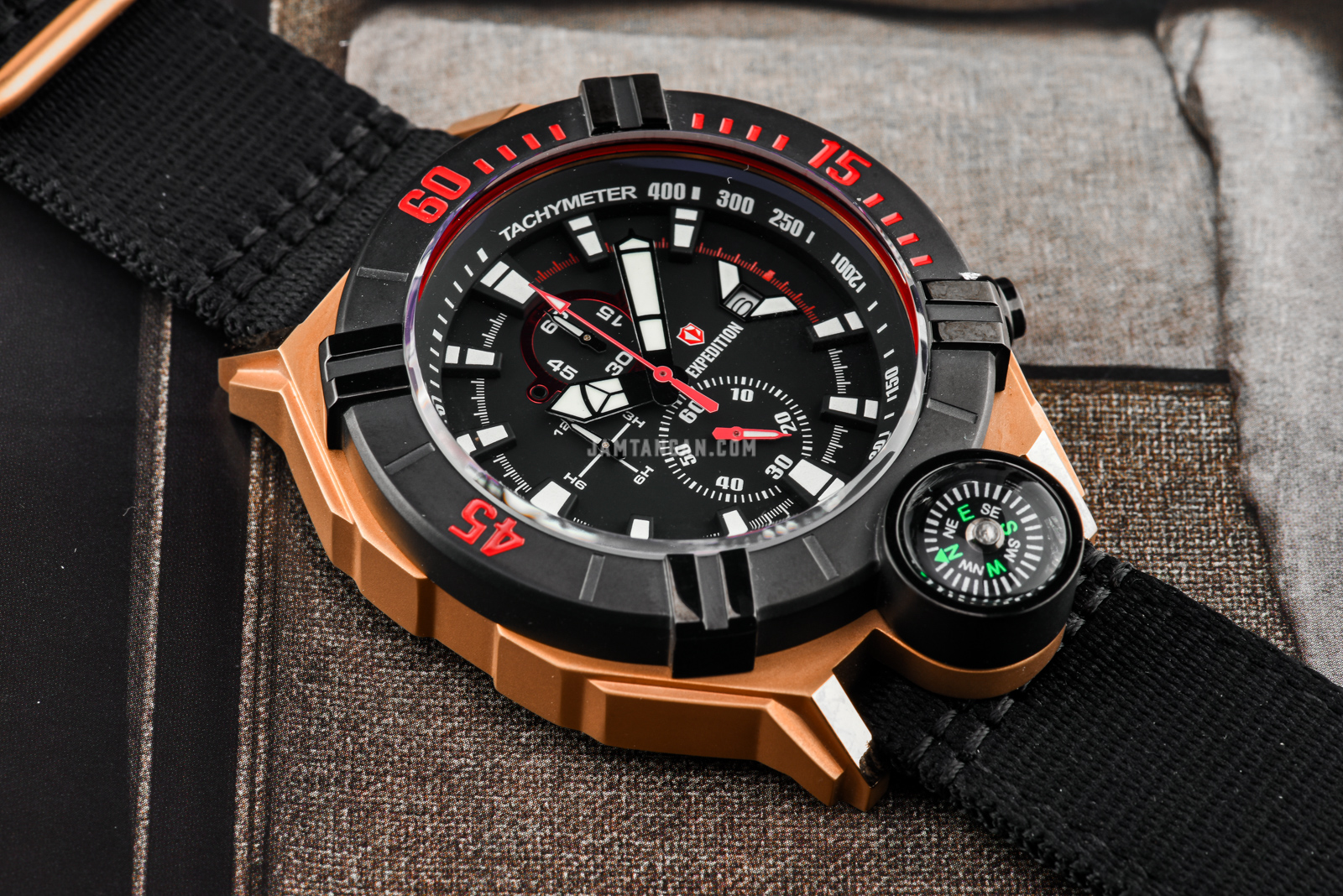 Expedition E 6772 MC NBRBA Chronograph Men Black Dial Black Nylon Strap Machtwatch