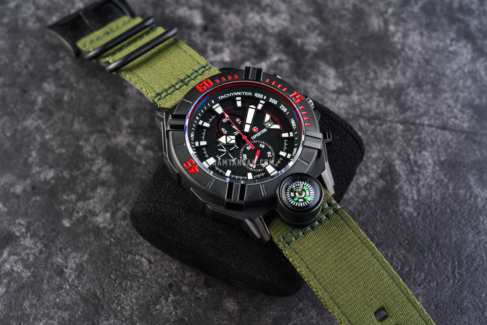 Expedition E 6772 MC NIPBA Chronograph Men Black Dial Green Nylon Strap Machtwatch
