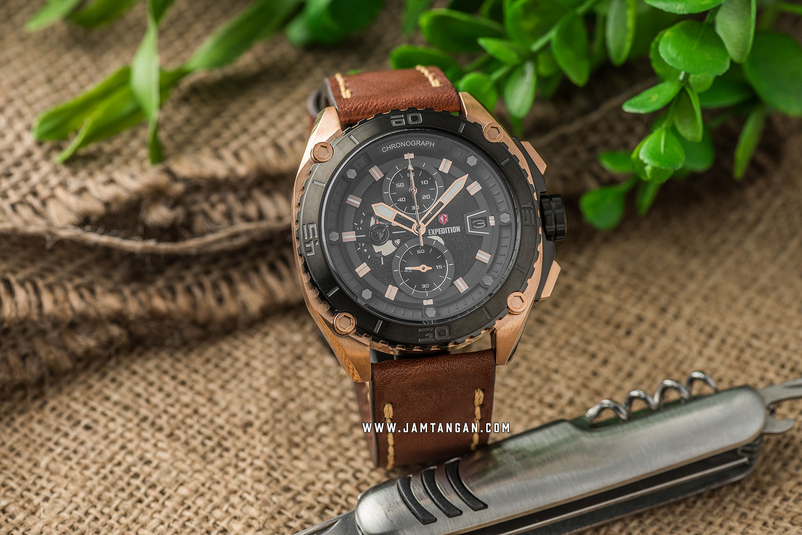 Expedition E 6777 MC LBRBA Chronograph Men Black Dial Brown Leather Strap Machtwatch