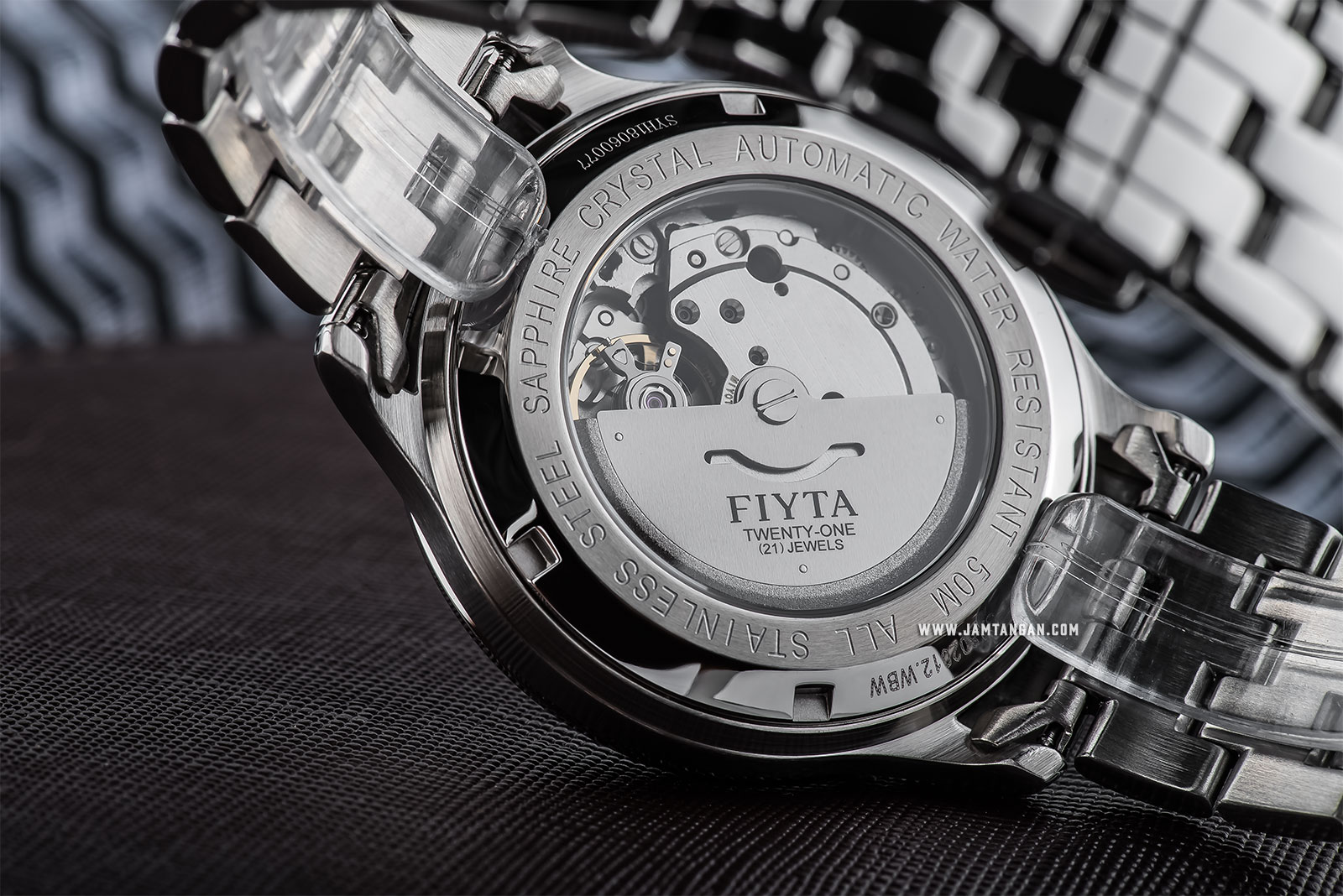 FIYTA GA802012.WBW Classic Automatic Man Black Dial Stainless Steel Machtwatch
