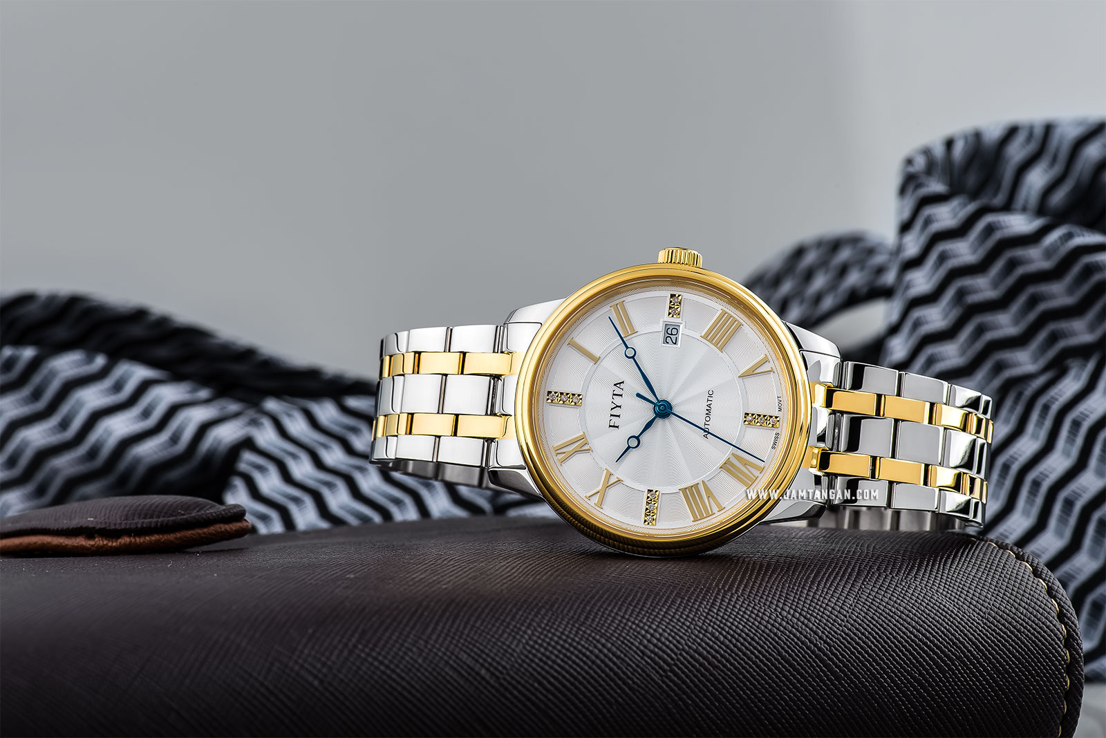 FIYTA GA802055.TWT Classic Automatic Man Silver Dial Dual Tone Stainless Steel Machtwatch