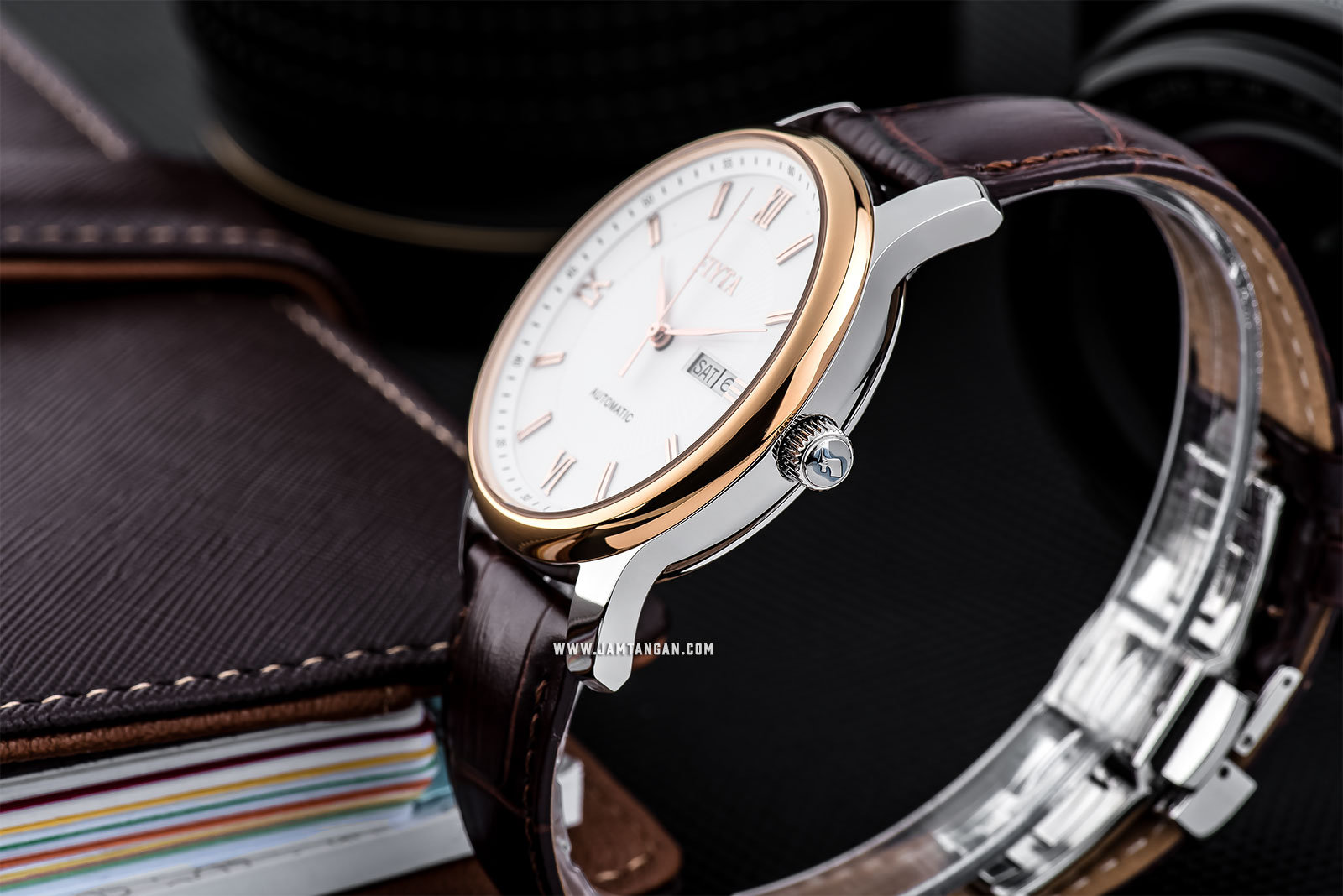 FIYTA GA8312.MWR Classic Automatic Man White Dial Brown Leather Strap Machtwatch
