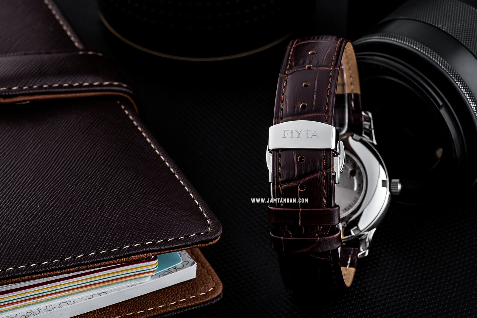 FIYTA GA8312.MWR Classic Automatic Man White Dial Brown Leather Strap Machtwatch
