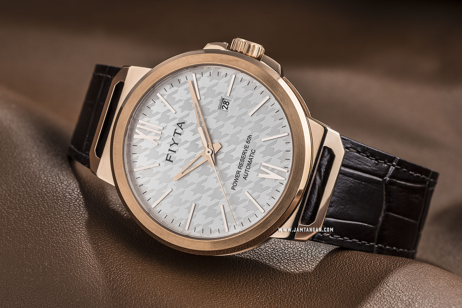 FIYTA GA852000.PWK Solo Collection Automatic Man White Dial Brown Leather Strap Machtwatch