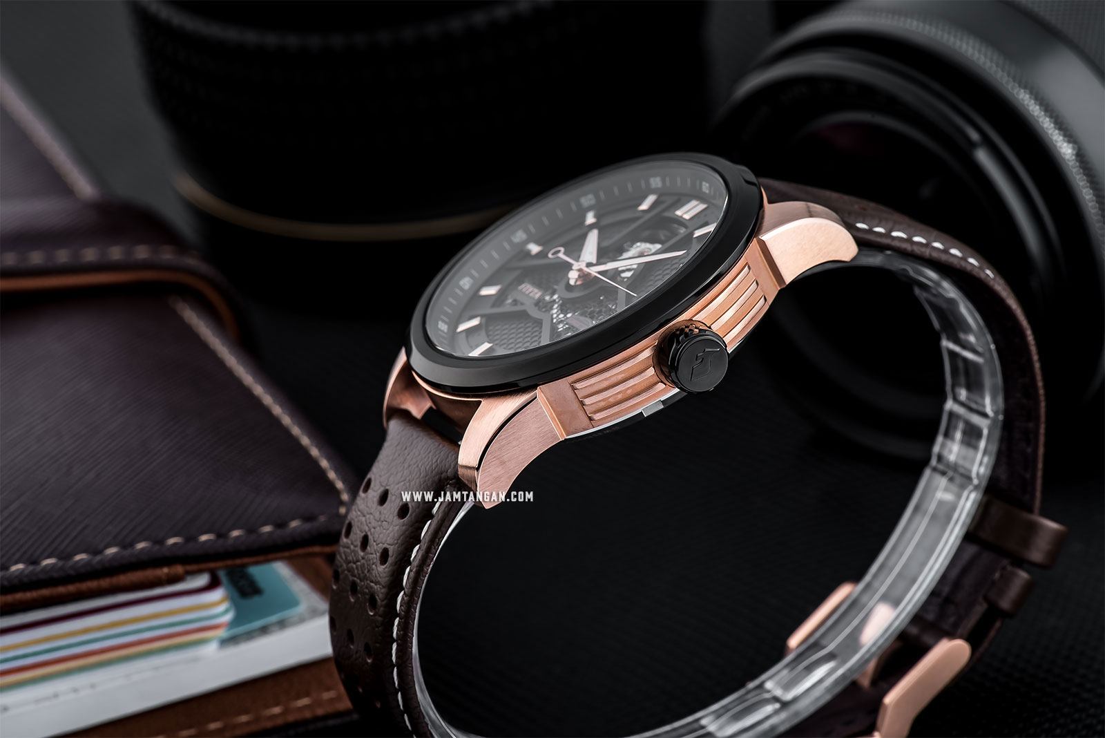FIYTA GA866002.MBR Extreme Roadster Automatic Man Black Dial Brown Leather Strap Machtwatch
