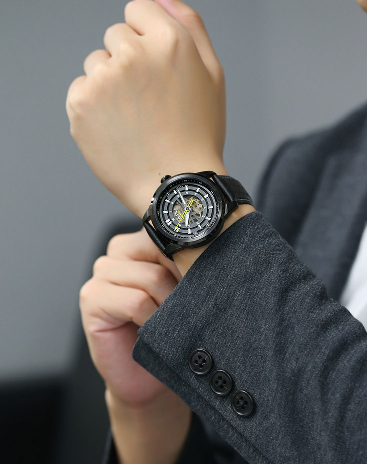 FIYTA Men Roadster Skeleton Automatic Black Leather Strap WGA8452.BBB Machtwatch