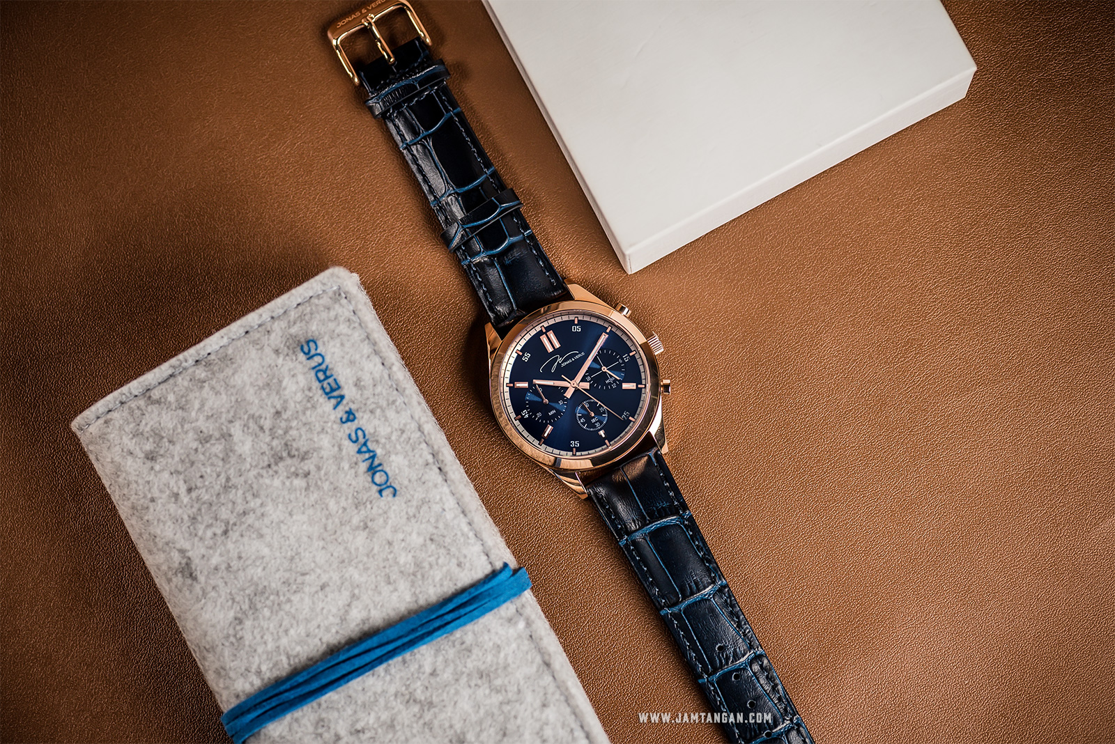 Jonas & Verus Y00820-Q6.PPLLL Statue Mu Collection Man Blue Dial Blue Leather Strap