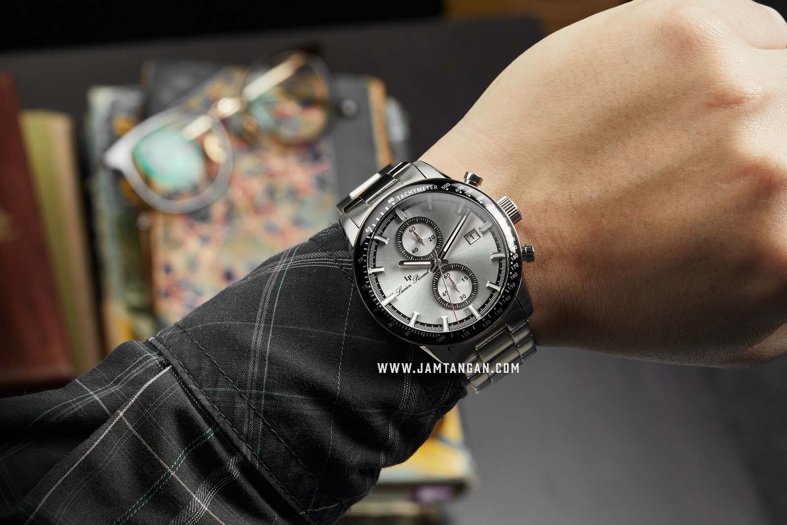 Lucien Piccard Grani LP-28004C-22S Chronograph Silver Dial Stainless Steel Strap Machtwatch