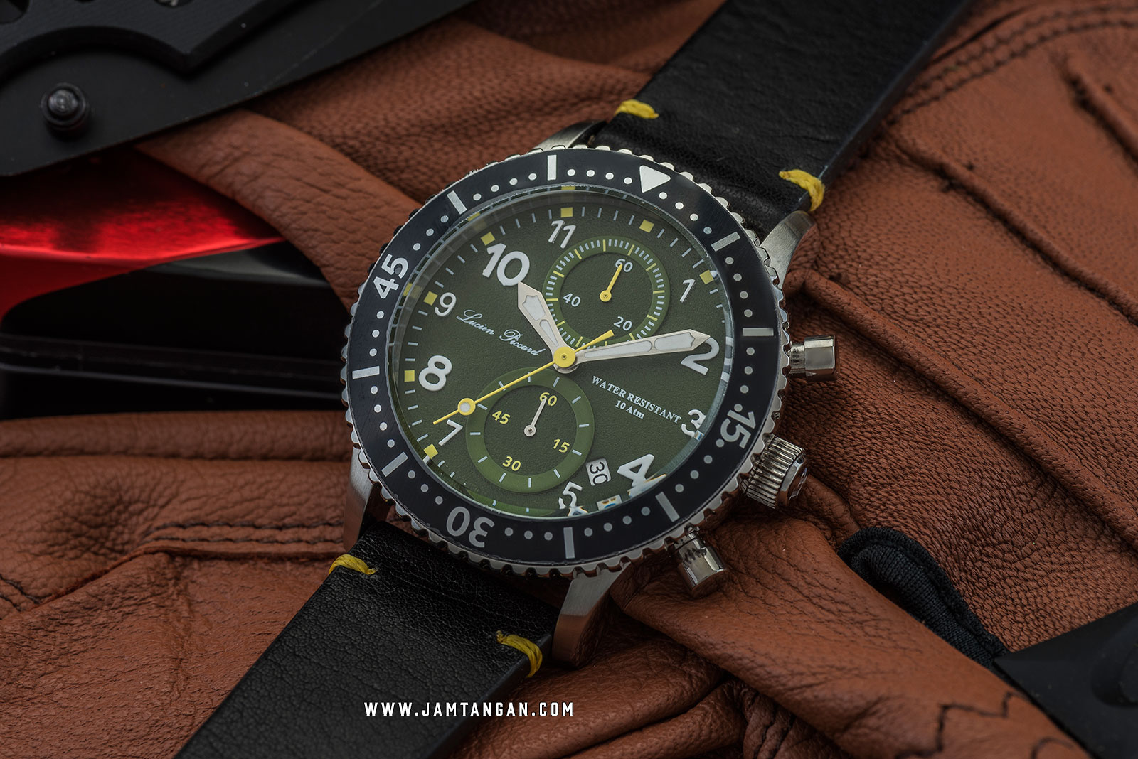Lucien Piccard Mason LP-28015C-08 Chronograph Green Dial Black Leather Strap Machtwatch