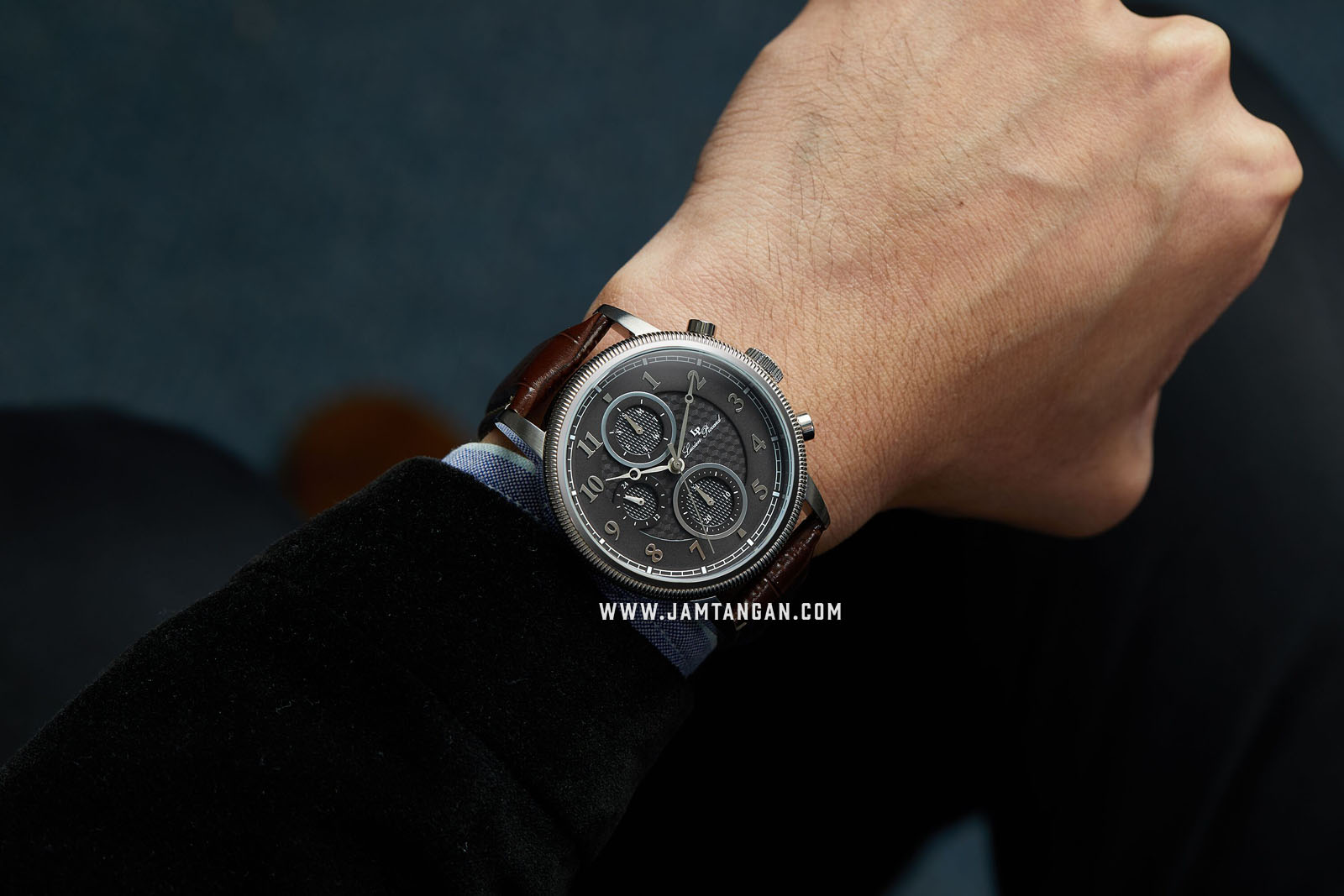 Lucien Piccard Holden LP-28017MF-01-BRW Chronograph Black Dial Brown Leather Strap Machtwatch