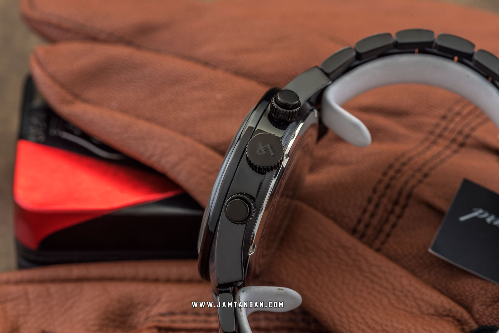 Lucien Piccard Heston LP-28018C-BB-88-BB Chronograph Black Dial Black Stainless Steel Strap Machtwatch