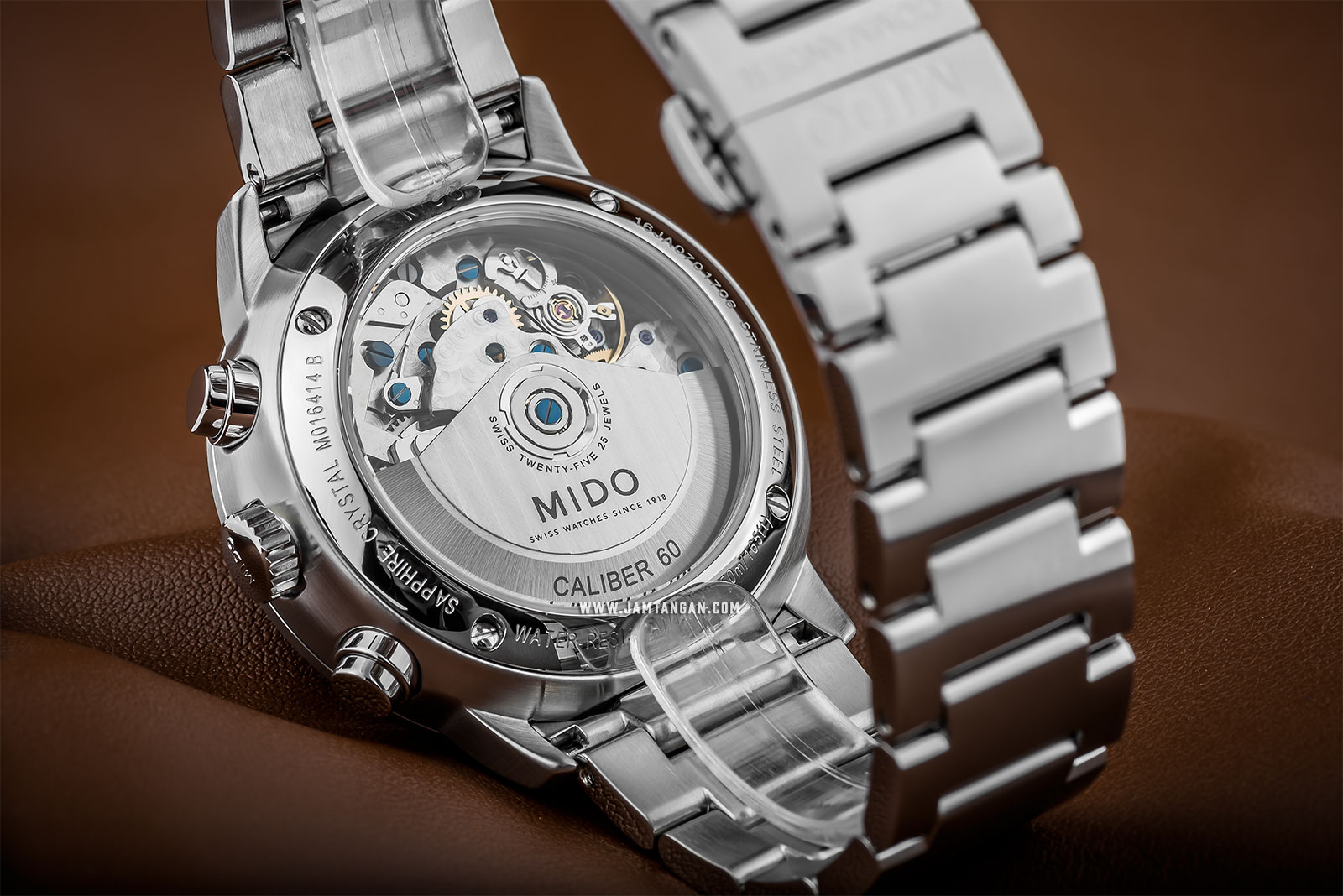 Mido M016.414.11.061.00 Commander II Chronograph Automatic Grey Dial Stainless Steel Strap Machtwatch