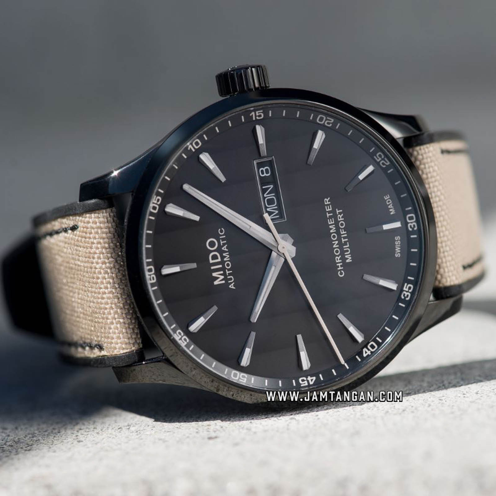 Mido M038.431.37.051.09 Multifort Chronometer Automatic Black Dial Biege Fabric Strap Machtwatch