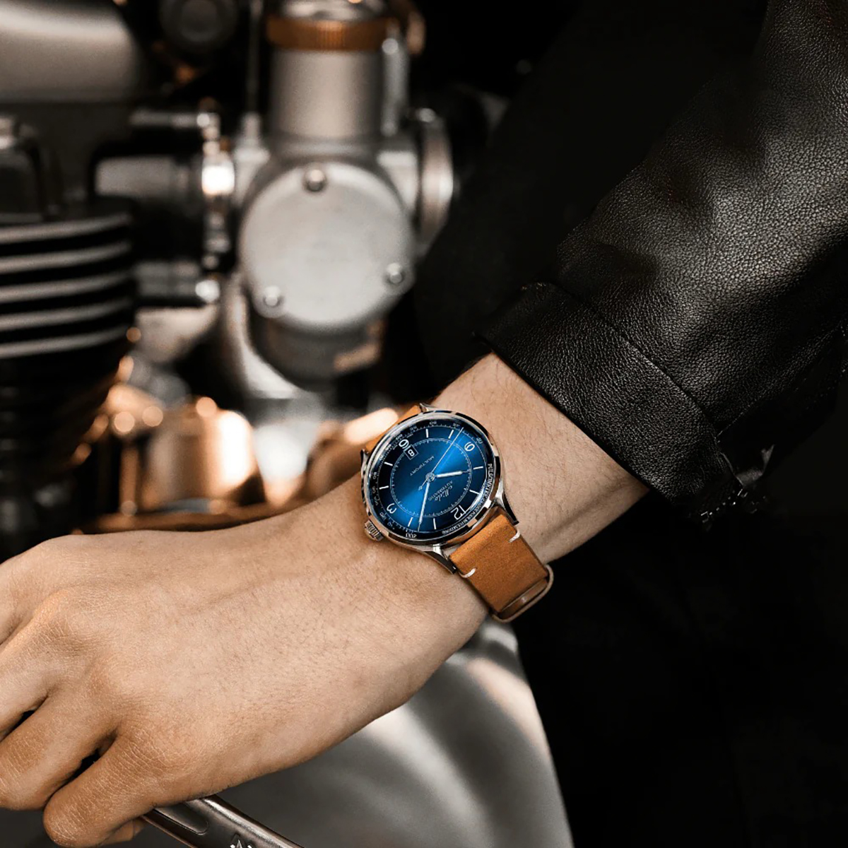Mido M040.407.16.040.00 Multifort Patrimony Automatic Blue Dial Brown Patina Leather Strap Machtwatch