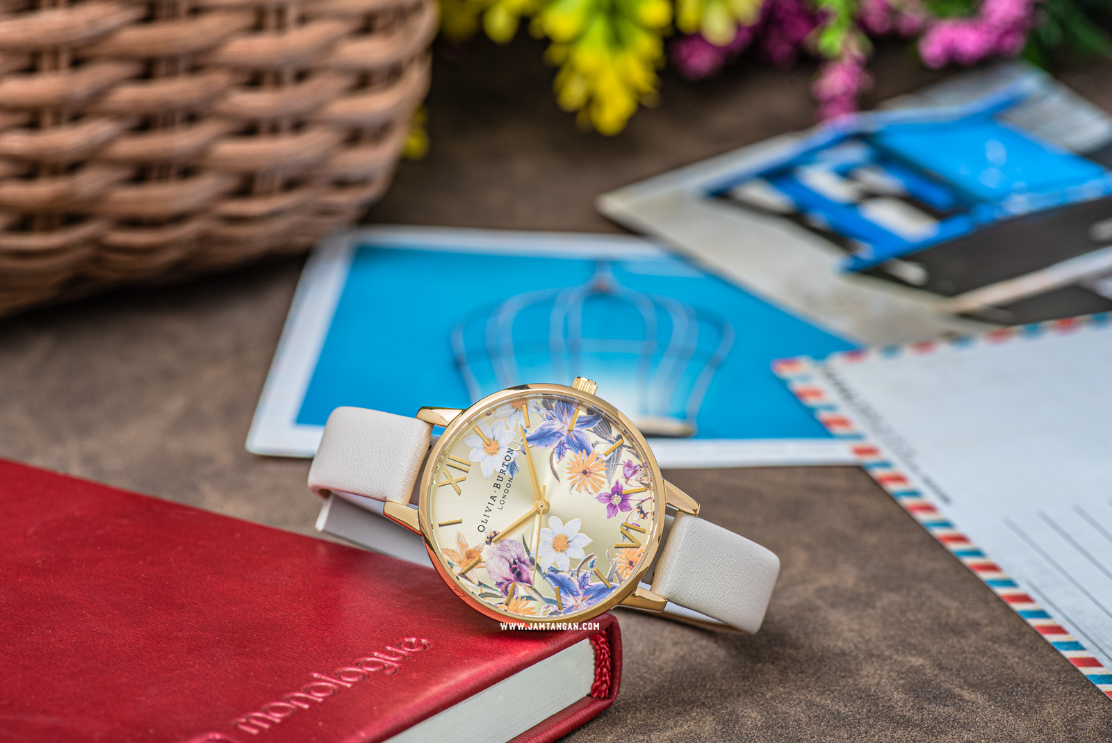 Olivia Burton Best In Show OB16EG121 Vegan Floral Dial Nude Leather Strap Machtwatch